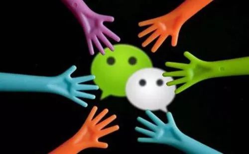 疫情期間微信群謠言多，群主需擔(dān)責(zé)，成員要守法