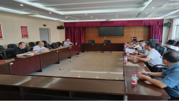 開學(xué)季重慶旅游職業(yè)學(xué)院開展校園周邊環(huán)境綜合治理工作