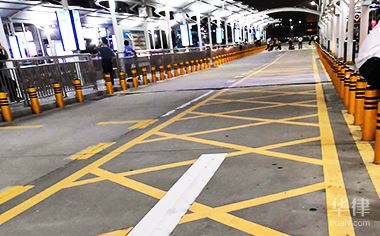 高速行車注意啥？這11個事項要牢記，關(guān)乎安全與順暢