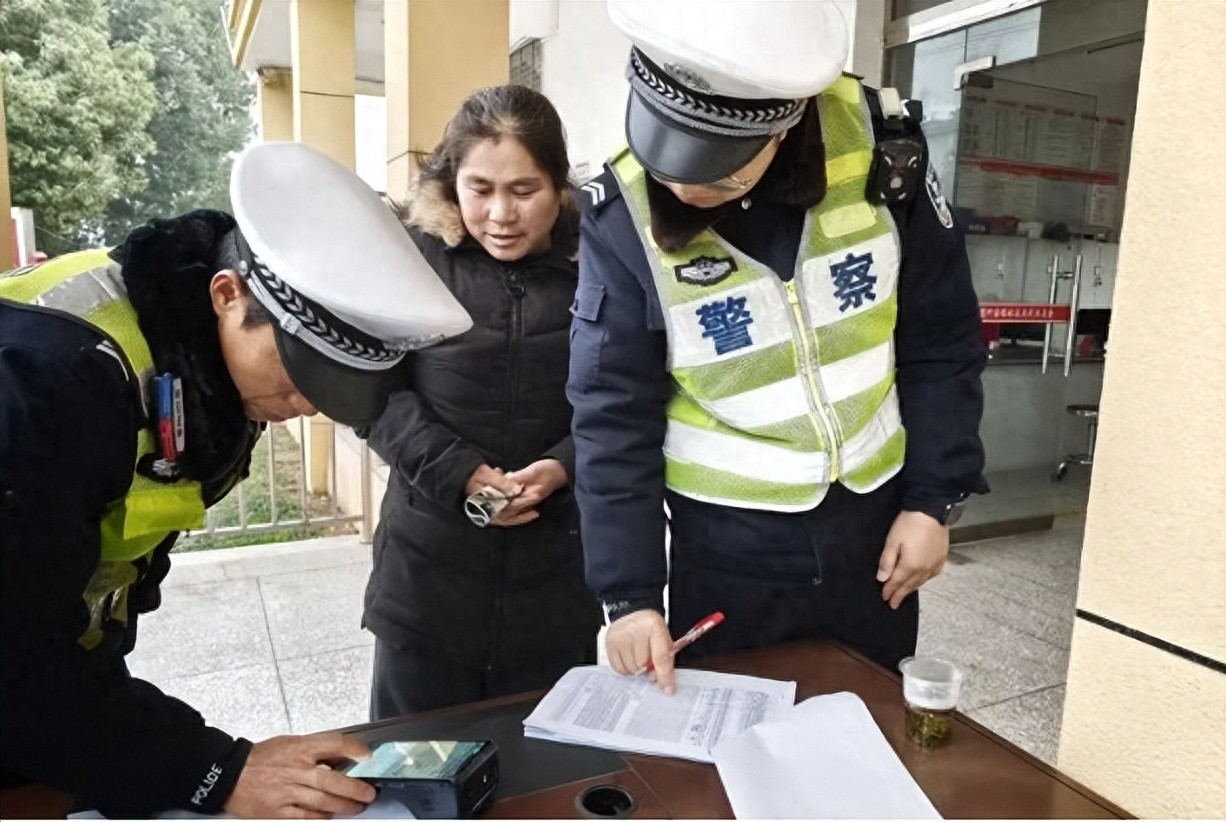 常德石門縣整治摩電違法，多舉措守護春節(jié)前夕道路平安