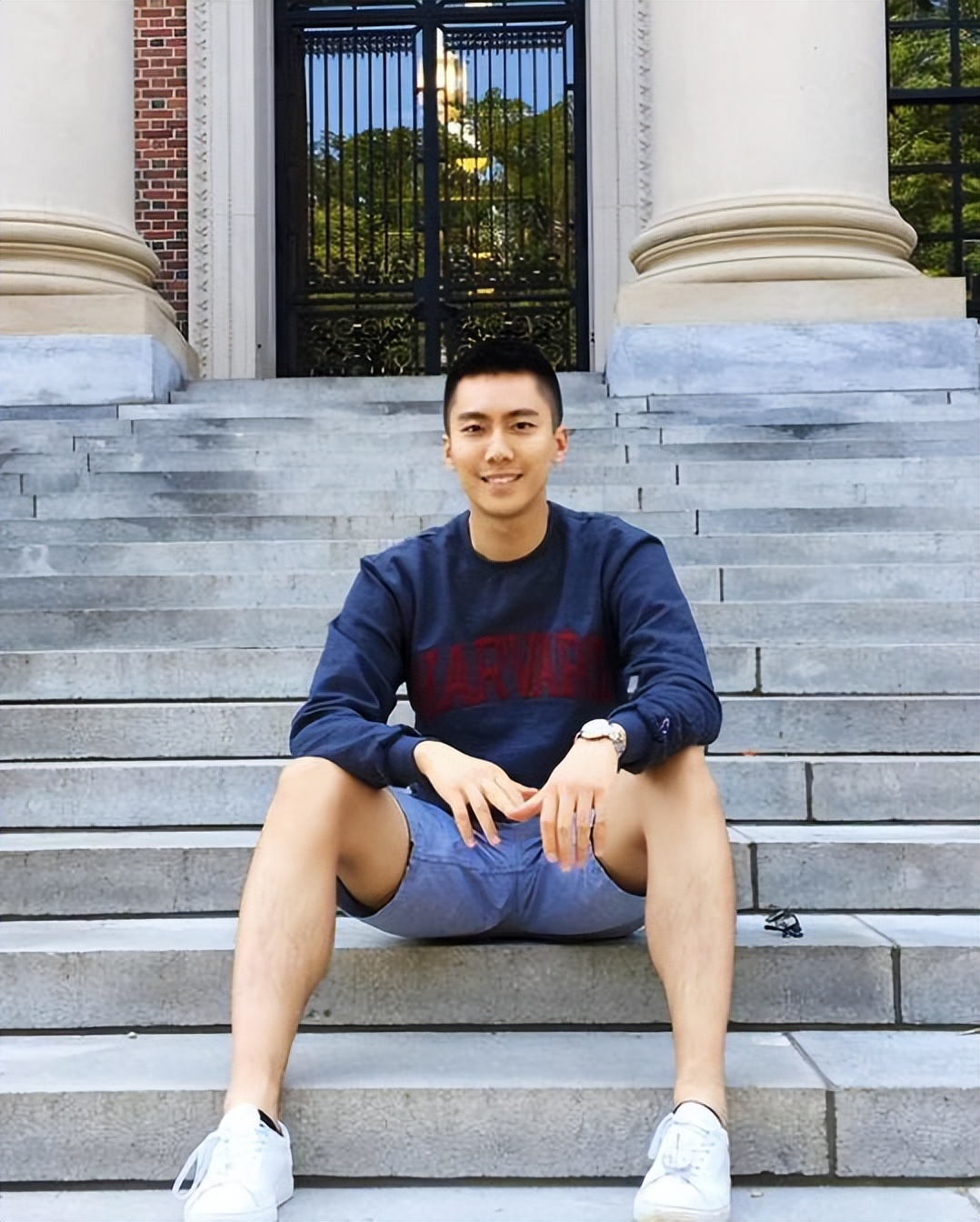 高考沖刺前他離開學校，拒絕清華保送，最終竟成學校百年‘顛覆者’