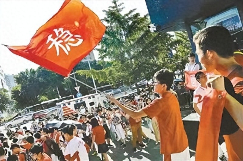 2025 高考后成績不理想咋選？復(fù)讀or上民辦本科考研？