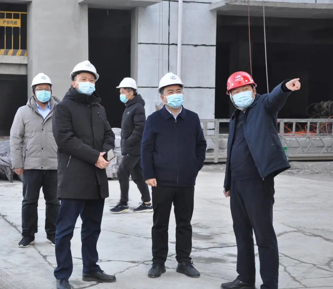 12月2日張利調(diào)研多領(lǐng)域工作，強(qiáng)調(diào)織密疫情防控防線