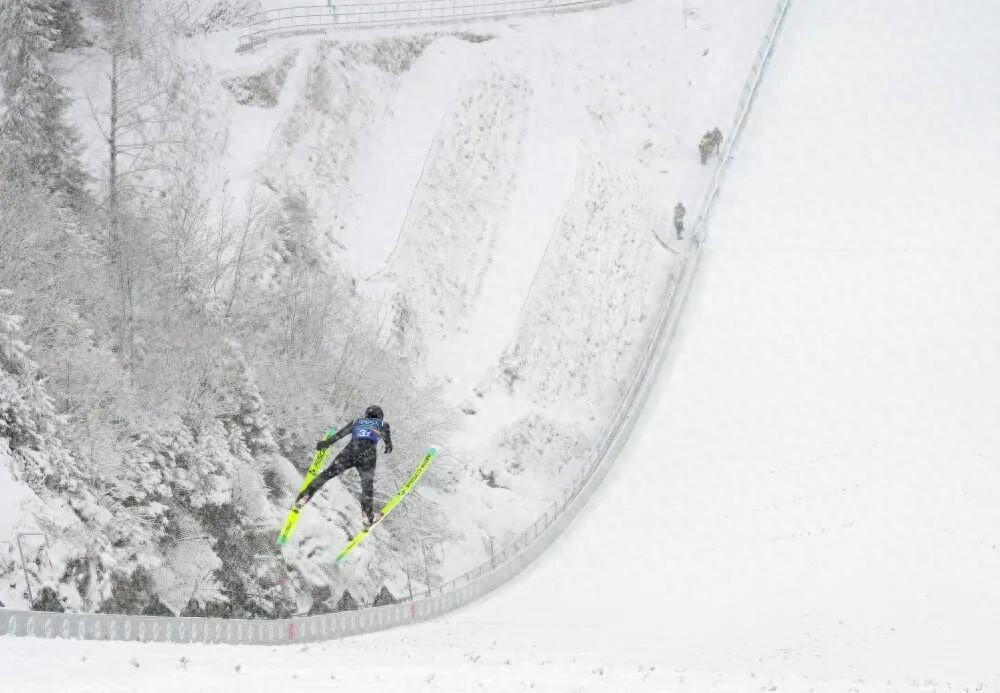 冬奧小科普：堪稱最自相矛盾的項(xiàng)目——北歐兩項(xiàng)究竟啥樣？