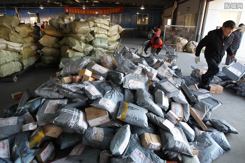 剁手族必看！快遞停運通知來了，這些公司春節(jié)不休