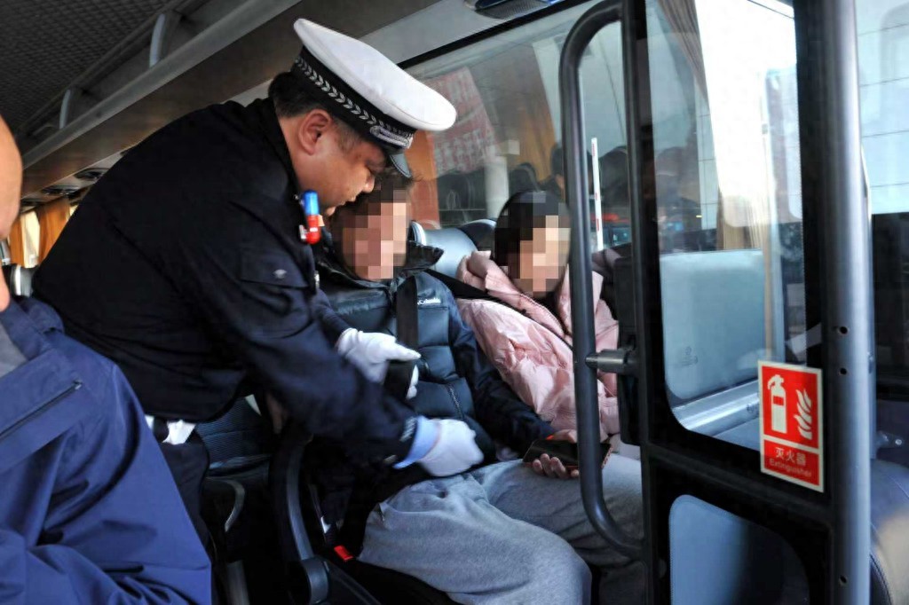 哈爾濱交管部門整治交通違法，緊盯關(guān)鍵路段及重點車輛