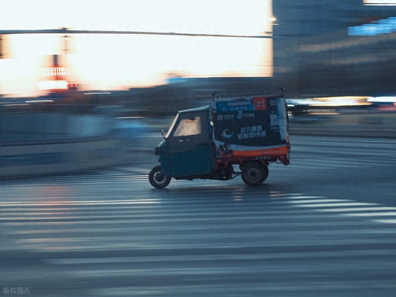 2026 春節(jié)寄快遞攻略：各快遞停運(yùn)時(shí)間及費(fèi)用調(diào)整全知道